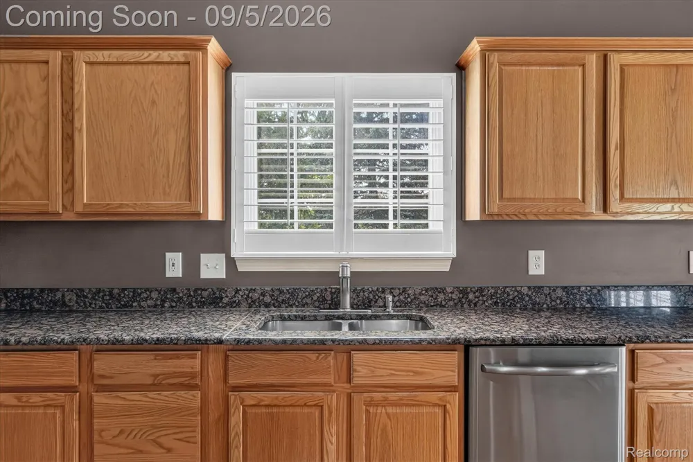 26121 Valhalla Drive Farmington Hills City, MI 48331