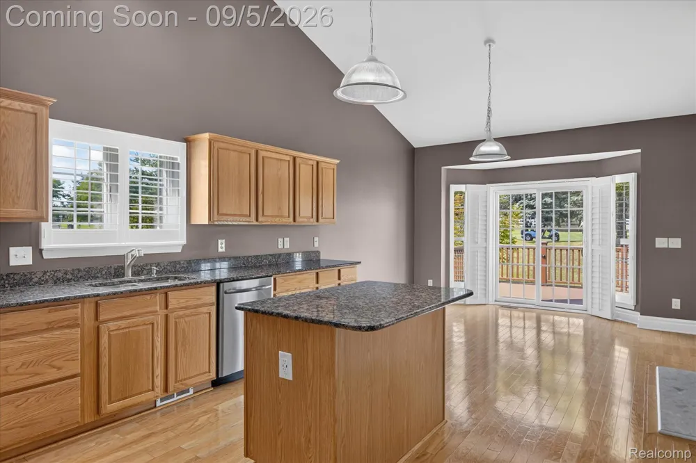 26121 Valhalla Drive Farmington Hills City, MI 48331