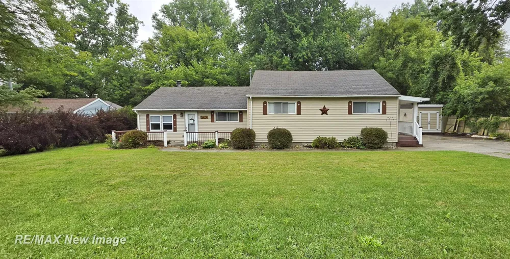 247 Sparling Street Thomas Township, MI 48609