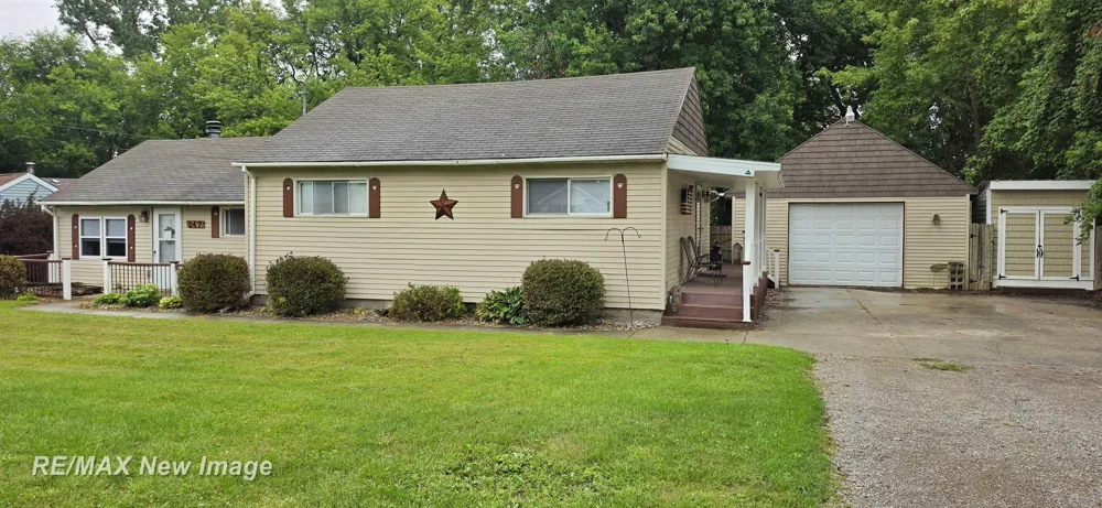 247 Sparling Street Thomas Township, MI 48609