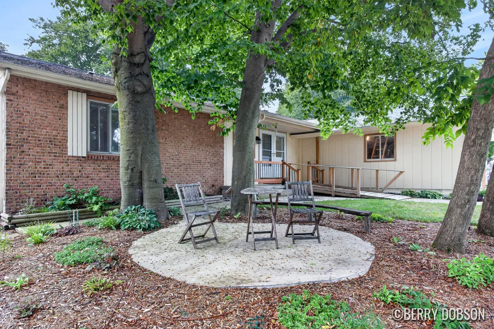 2217 Highlander Drive SE Kentwood City, MI 49508