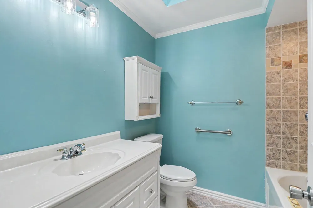 7436 Oak Bay Drive White Lake Charter Township, MI 48383