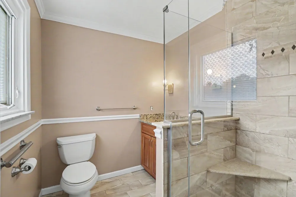 7436 Oak Bay Drive White Lake Charter Township, MI 48383