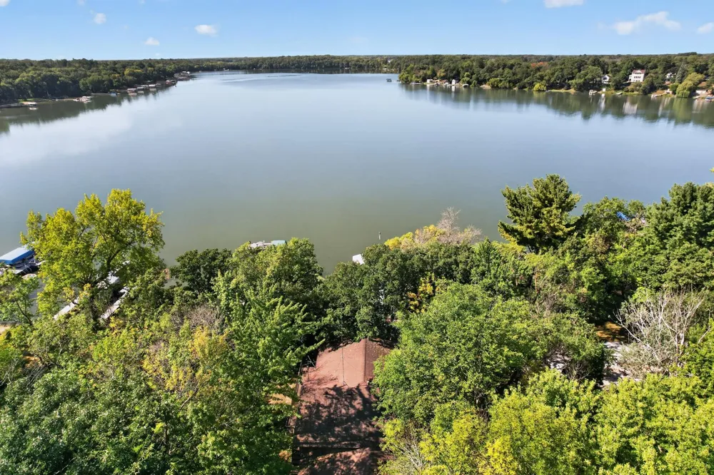11901 42nd Street SE Clear Lake, MN 55319