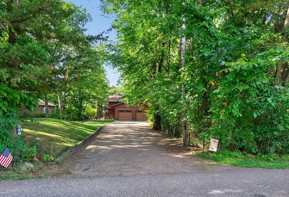 11901 42nd Street SE Clear Lake, MN 55319