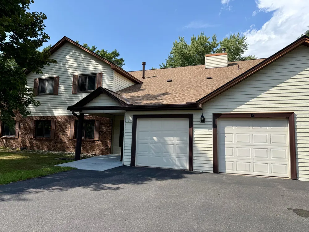 7 Crusader Avenue E #D West Saint Paul, MN 55118