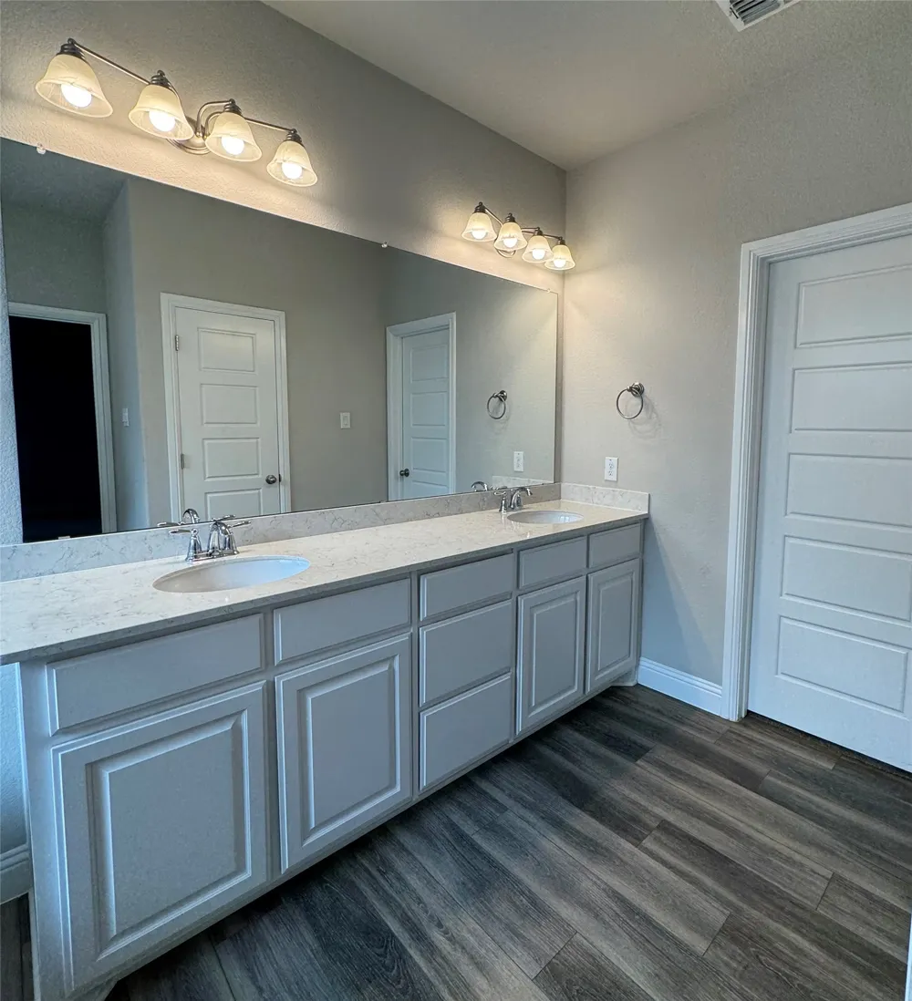 216 Missler Drive Aledo, TX 76008