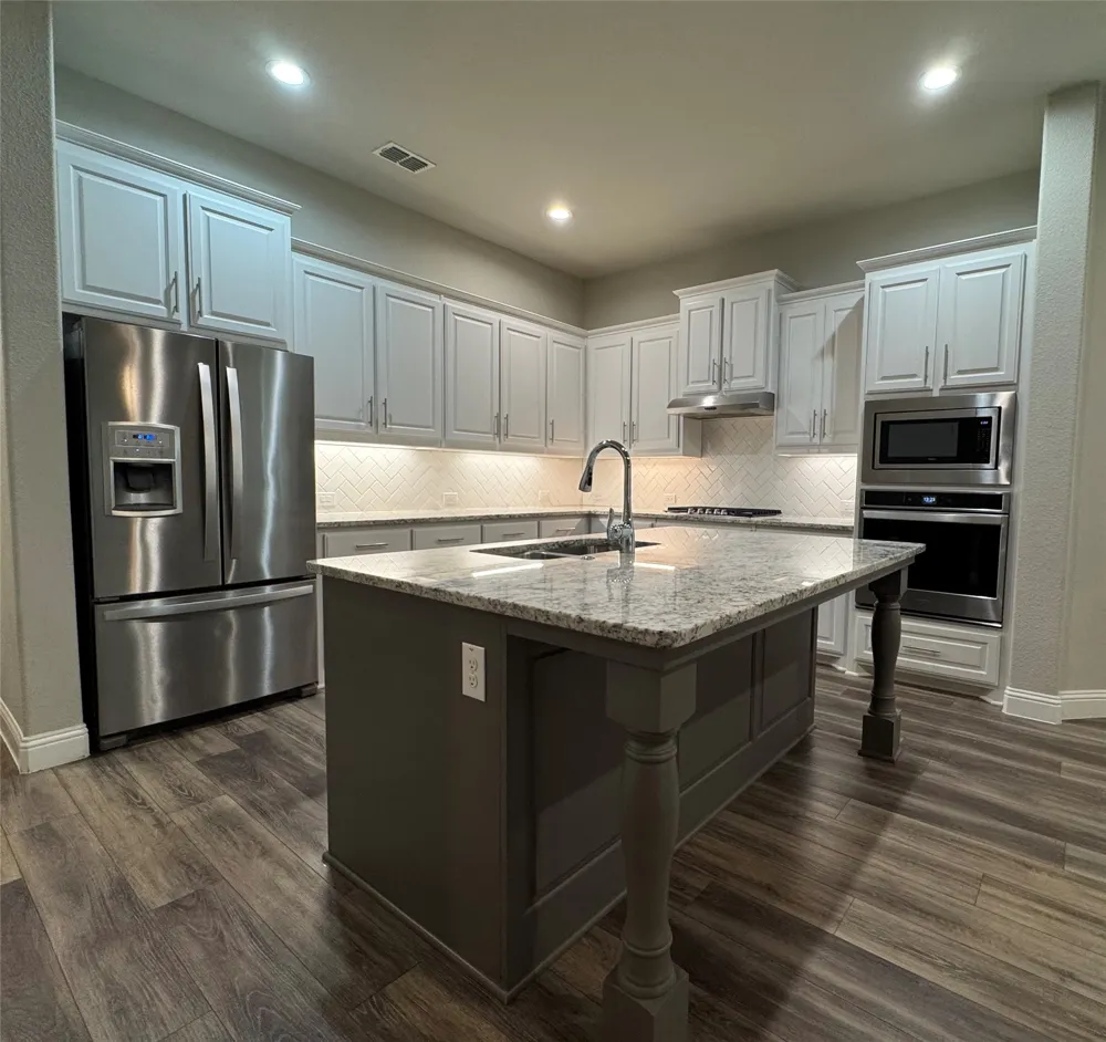 216 Missler Drive Aledo, TX 76008