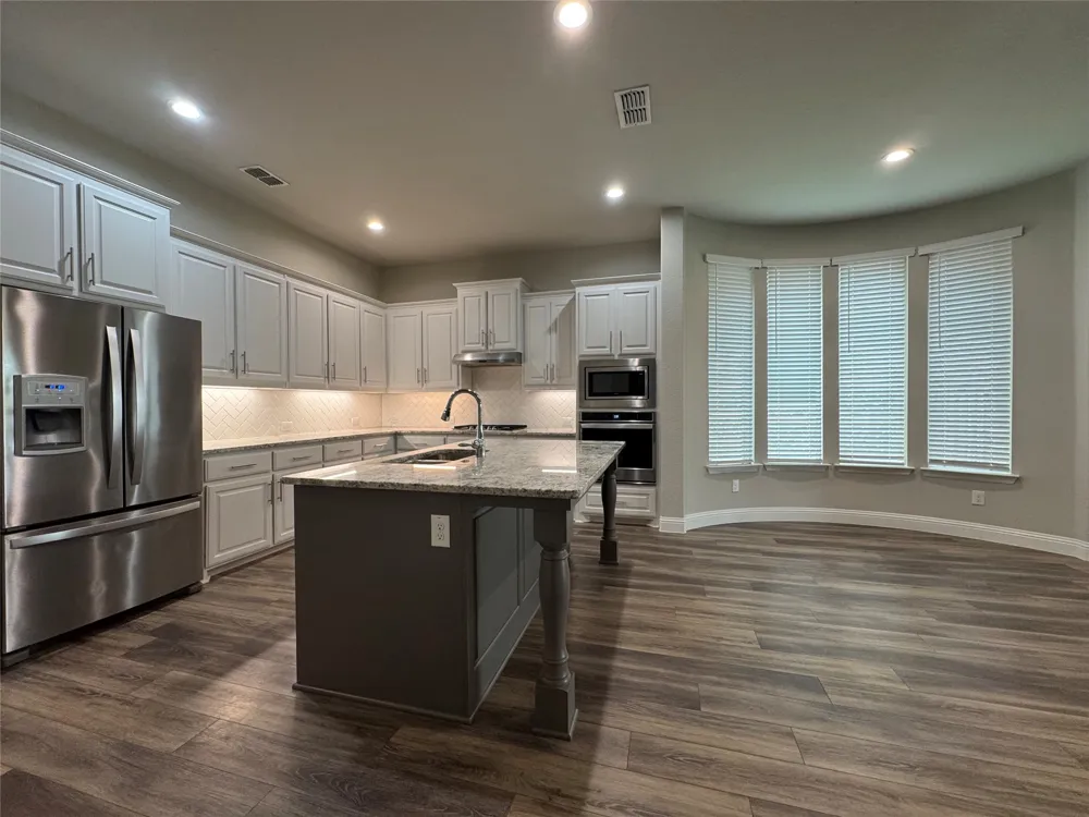 216 Missler Drive Aledo, TX 76008