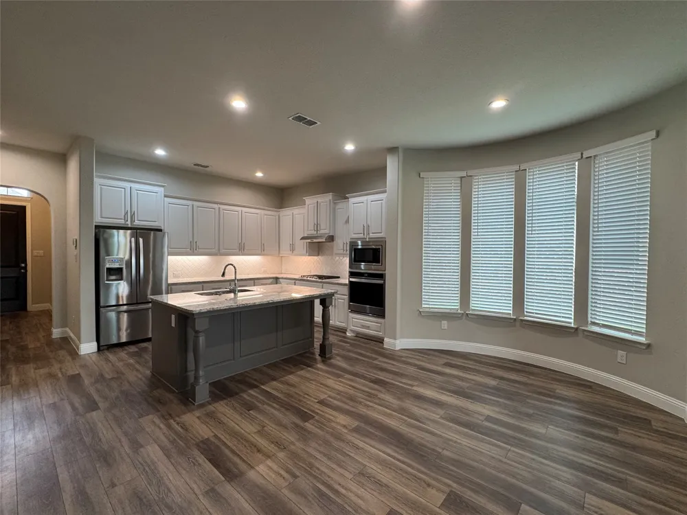 216 Missler Drive Aledo, TX 76008