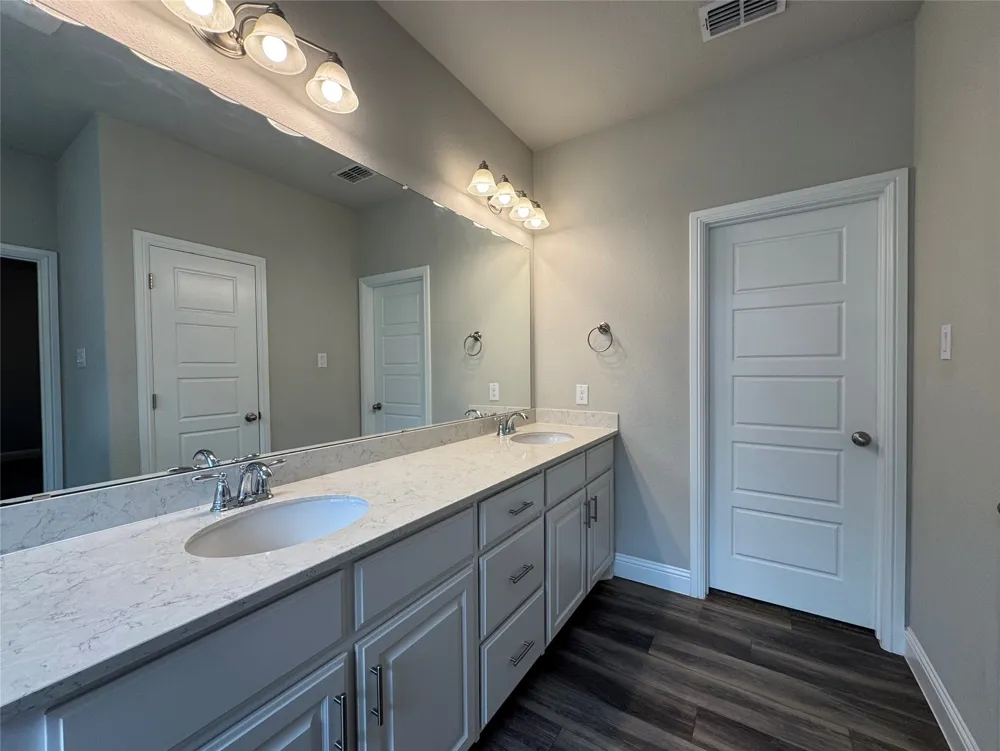 216 Missler Drive Aledo, TX 76008