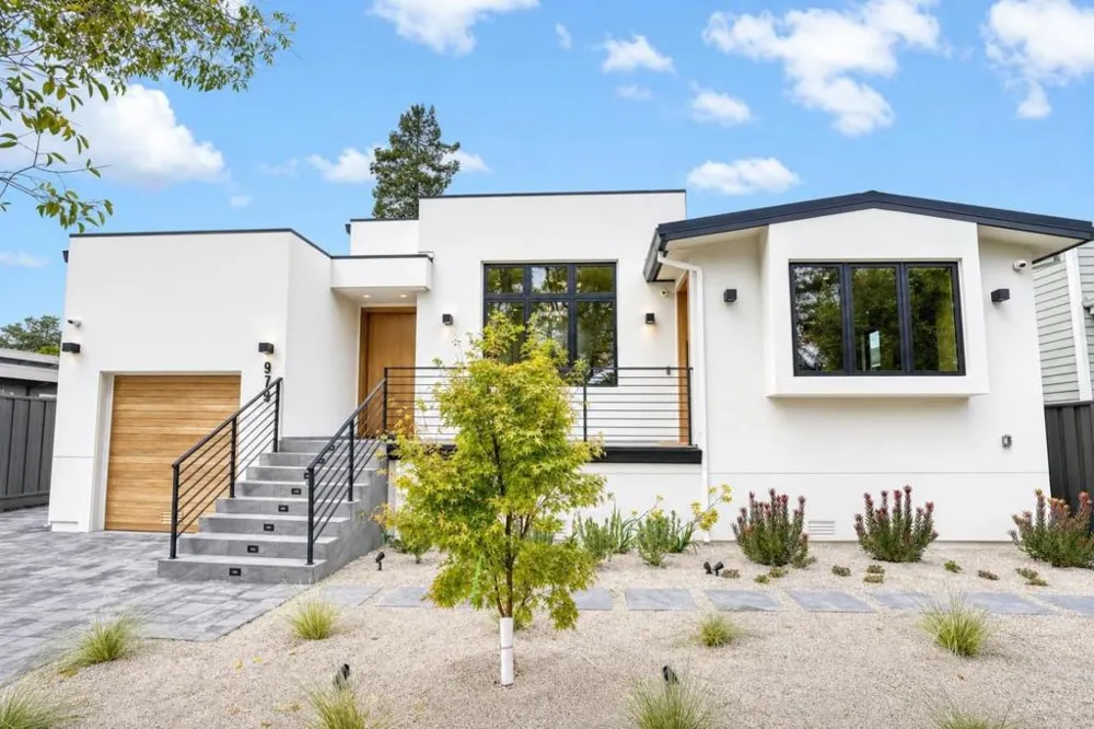 979 Lawrence Lane Palo Alto, CA 94303
