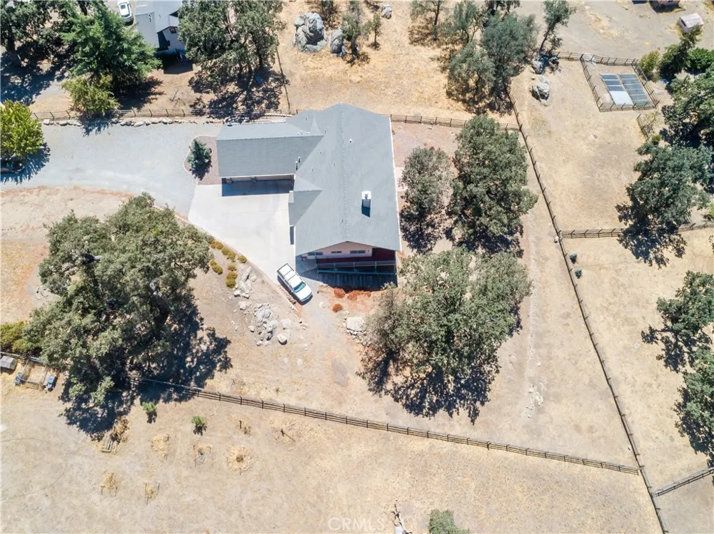 24181 Martingale Tehachapi, CA 93561