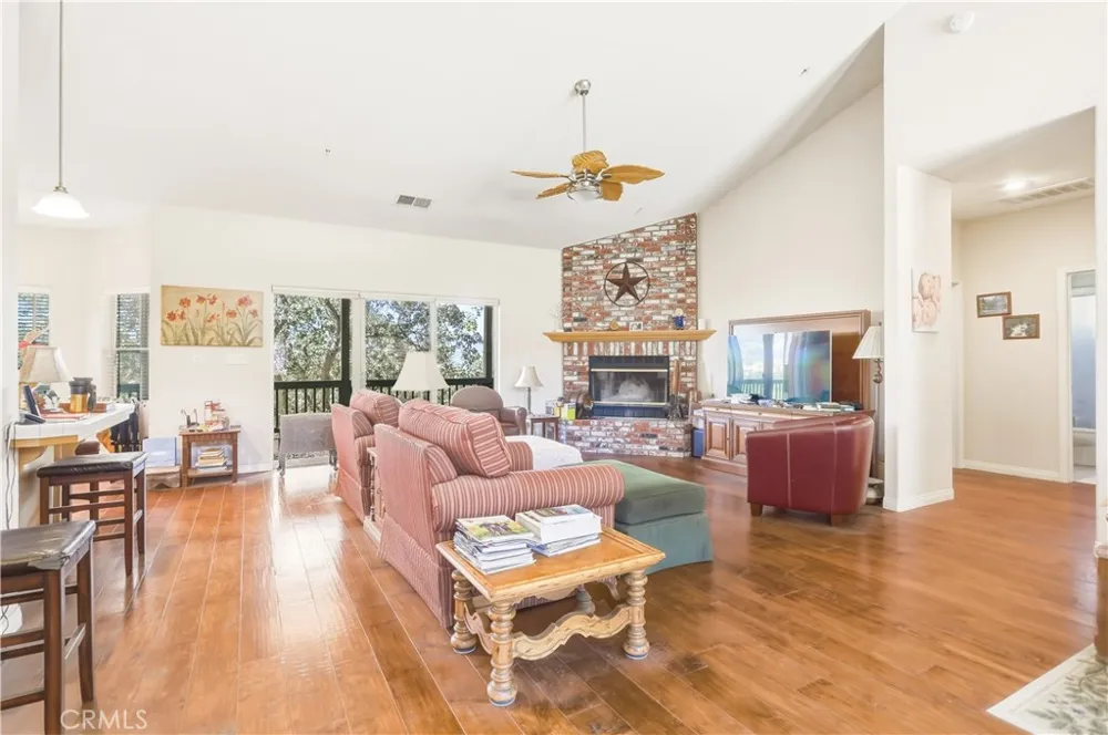 24181 Martingale Tehachapi, CA 93561