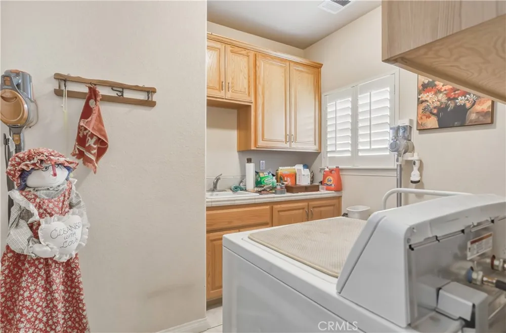 24181 Martingale Tehachapi, CA 93561