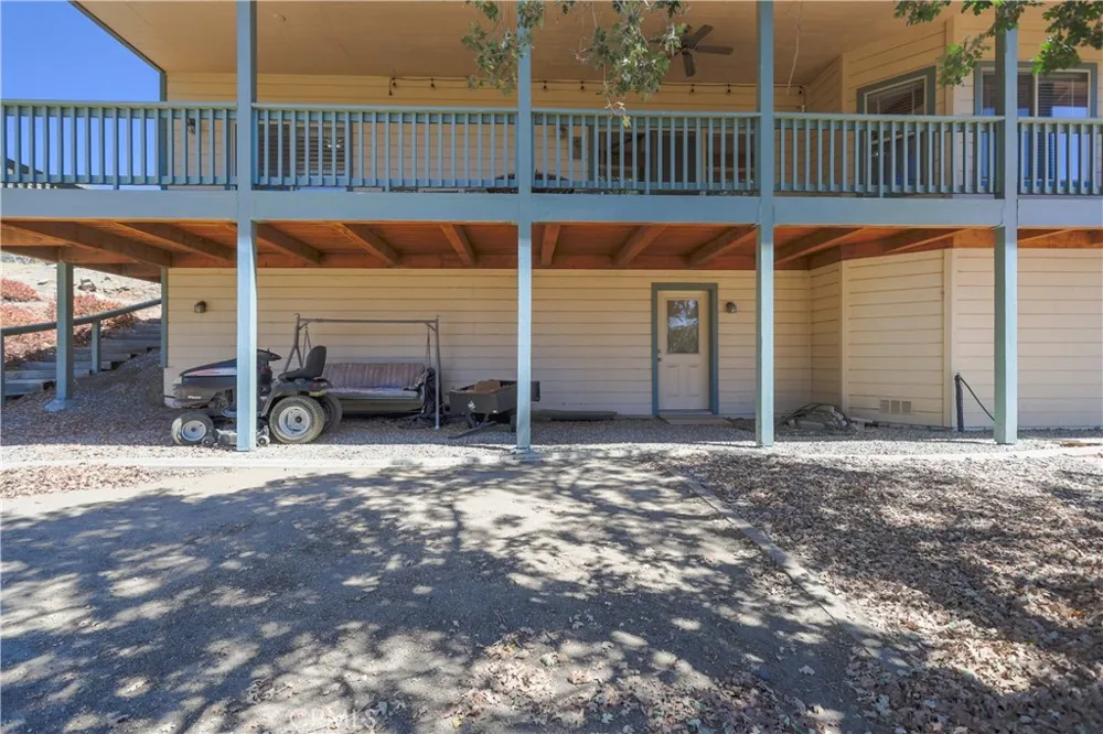 24181 Martingale Tehachapi, CA 93561