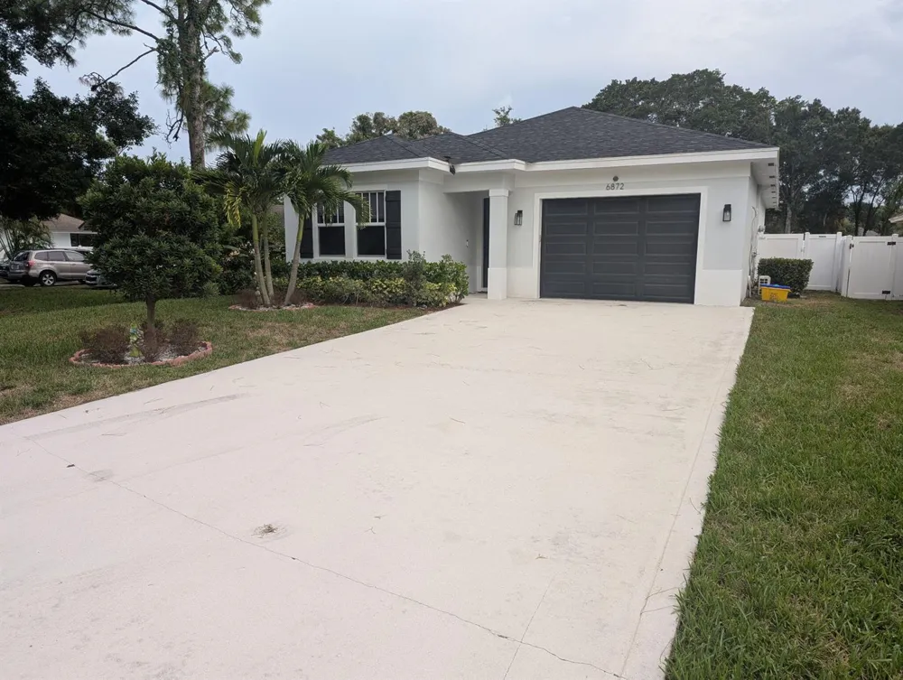 6872 Australian Street Jupiter, FL 33458
