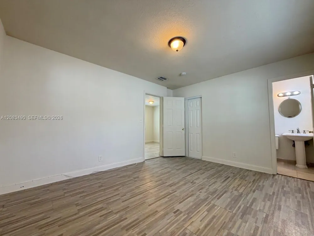 231 NW 4th St Deerfield Beach, FL 33441