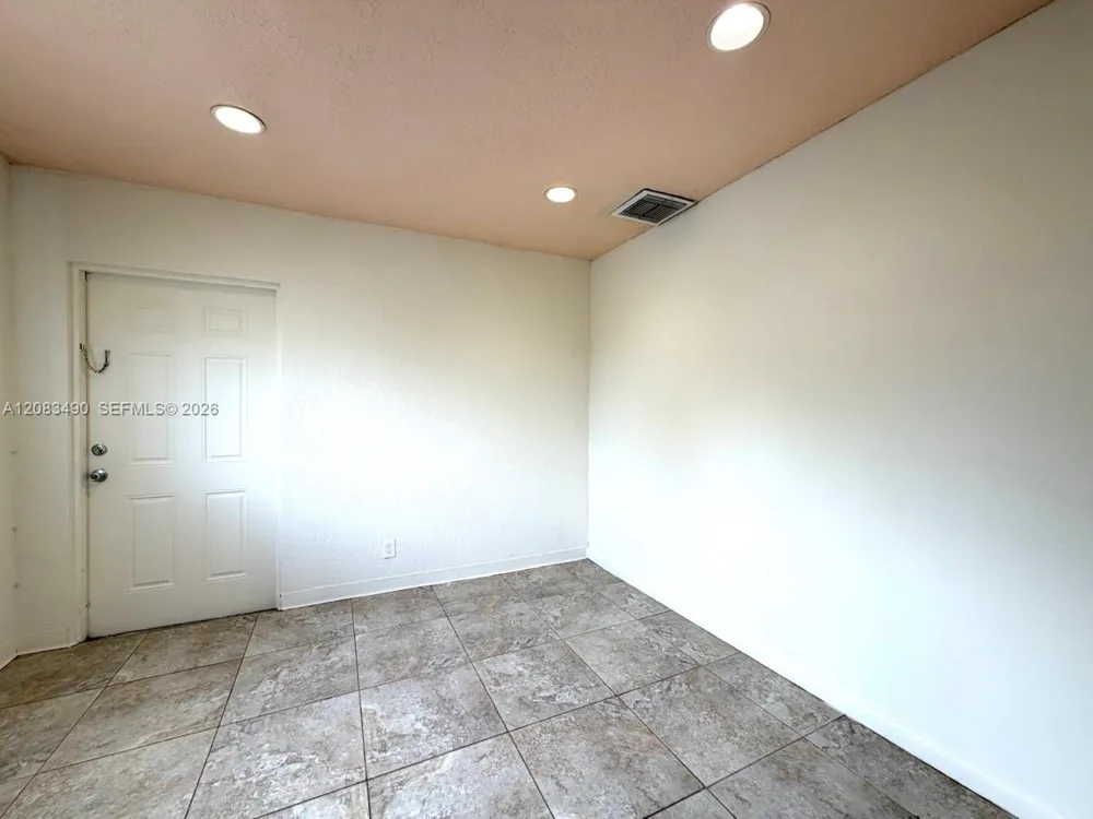 231 NW 4th St Deerfield Beach, FL 33441