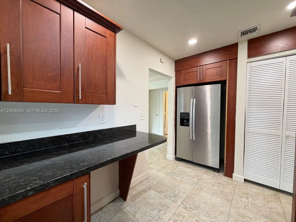231 NW 4th St Deerfield Beach, FL 33441