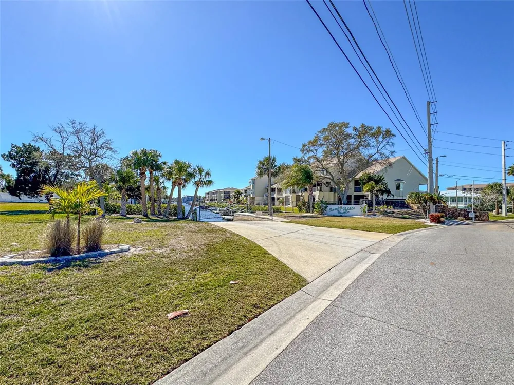 8251 BRENT STREET #912 Port Richey, FL 34668