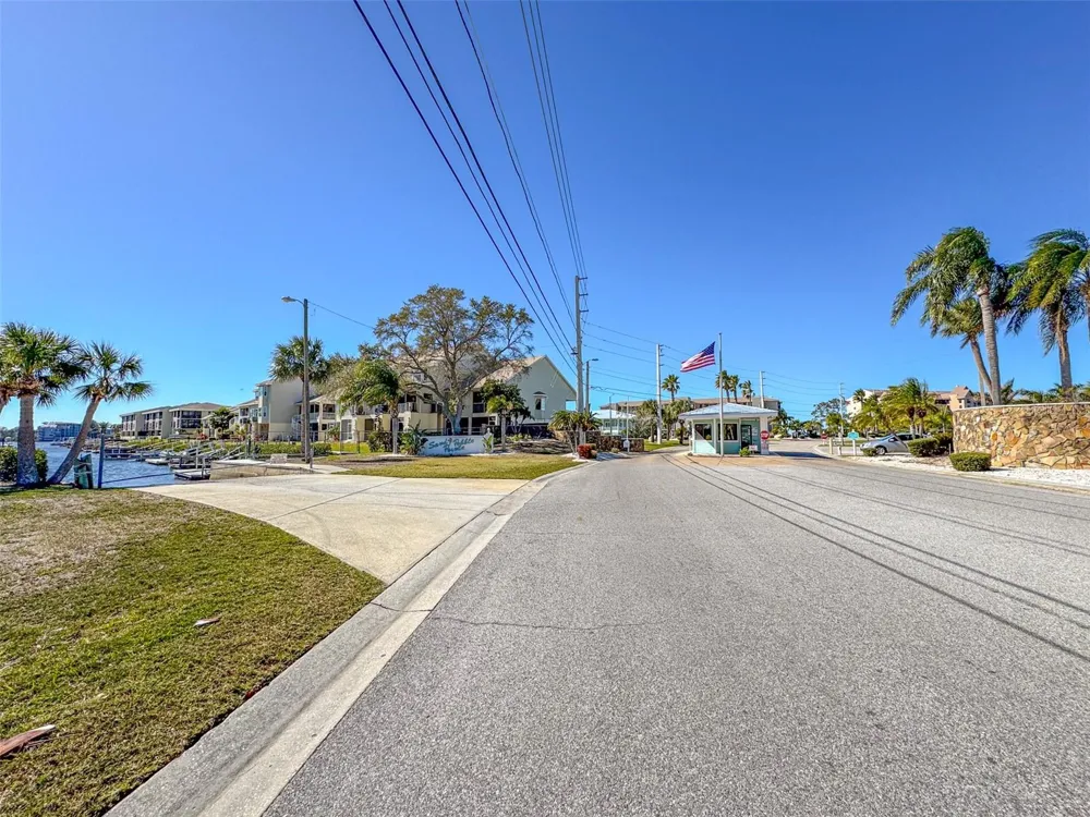 8251 BRENT STREET #912 Port Richey, FL 34668