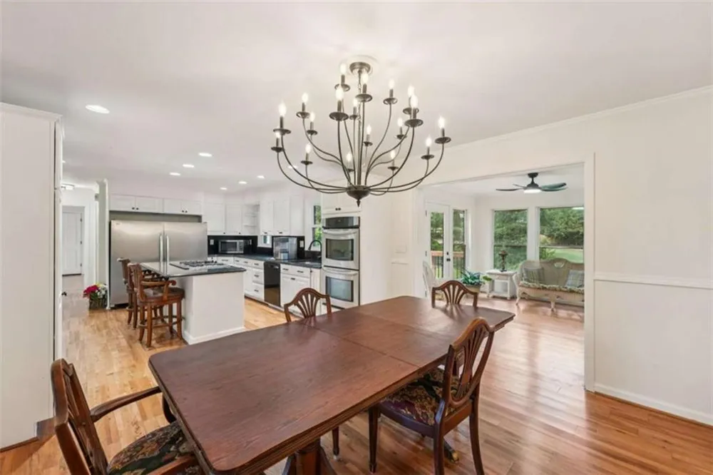 524 Golfview Dr Peachtree City, GA 30269
