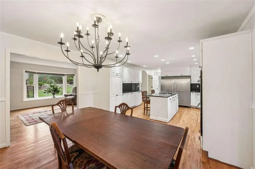 524 Golfview Dr Peachtree City, GA 30269