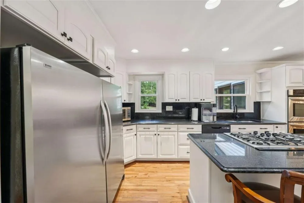 524 Golfview Dr Peachtree City, GA 30269