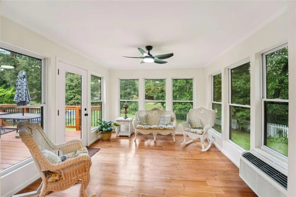 524 Golfview Dr Peachtree City, GA 30269