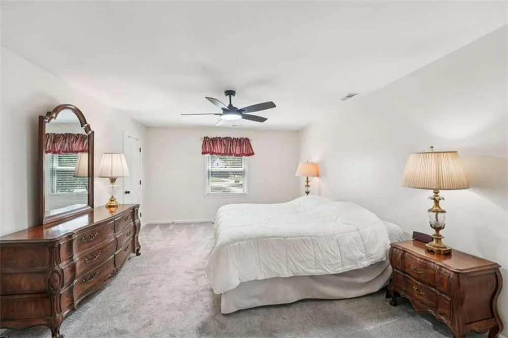 524 Golfview Dr Peachtree City, GA 30269