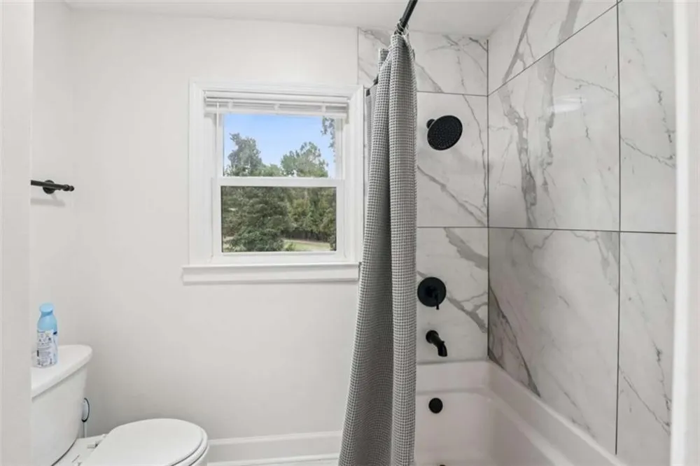 524 Golfview Dr Peachtree City, GA 30269