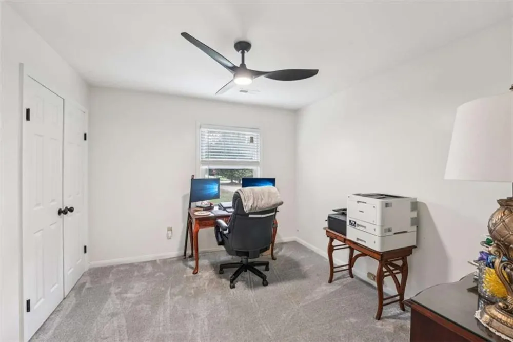 524 Golfview Dr Peachtree City, GA 30269