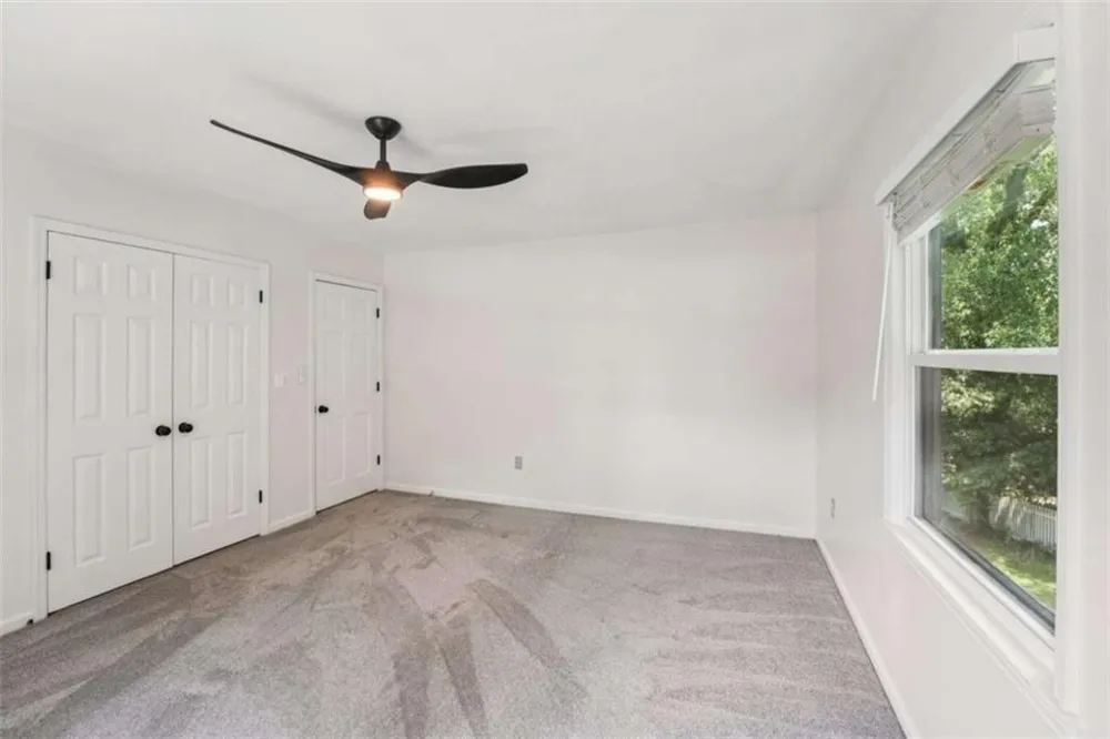 524 Golfview Dr Peachtree City, GA 30269