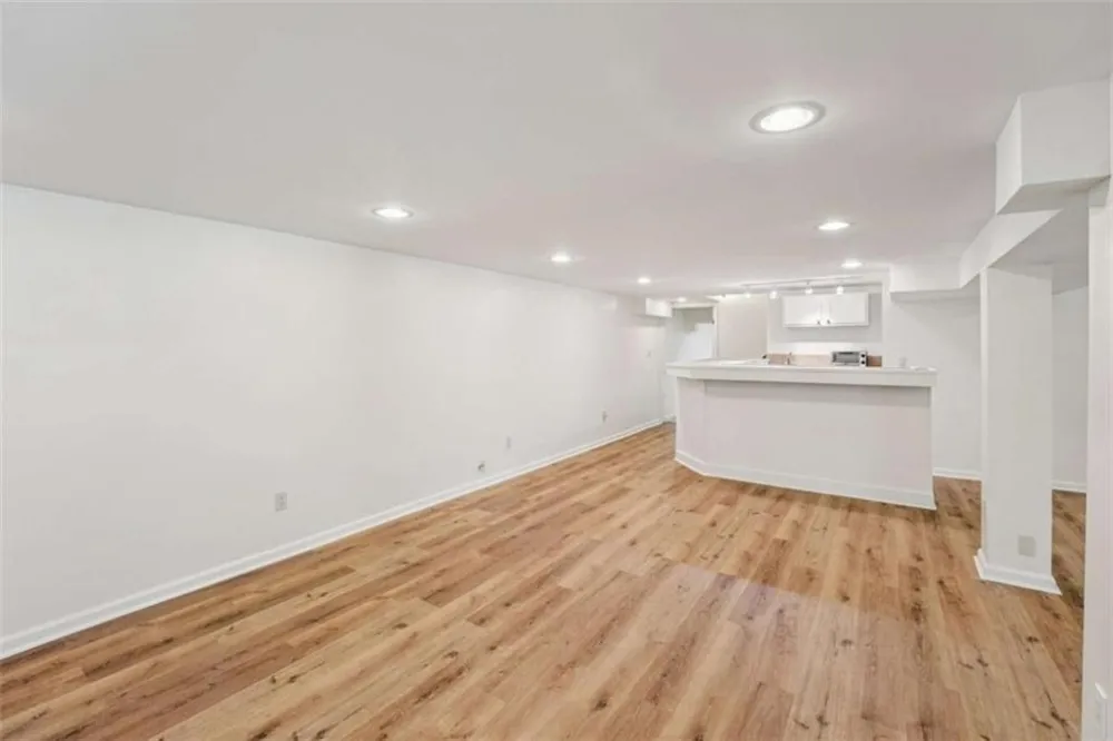 524 Golfview Dr Peachtree City, GA 30269