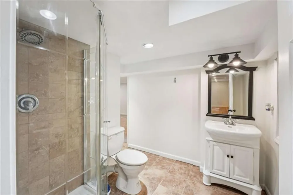524 Golfview Dr Peachtree City, GA 30269