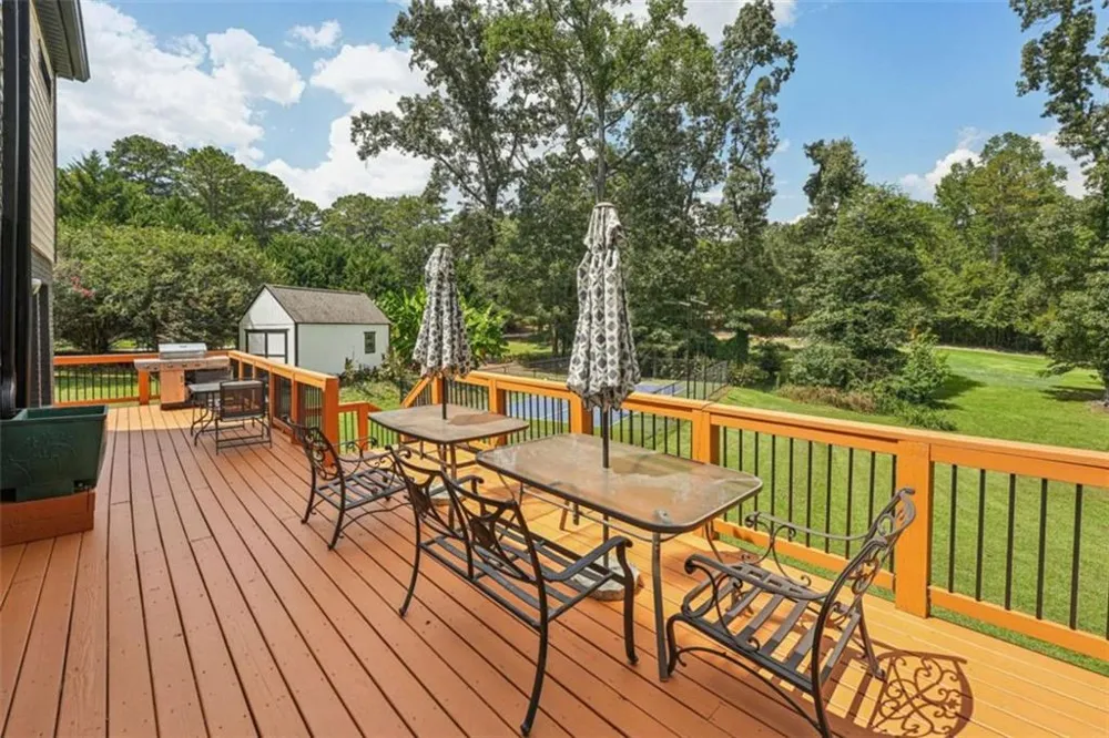 524 Golfview Dr Peachtree City, GA 30269