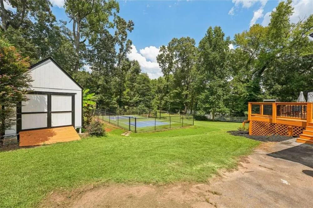 524 Golfview Dr Peachtree City, GA 30269