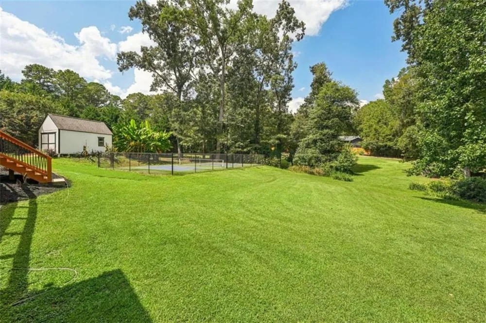 524 Golfview Dr Peachtree City, GA 30269