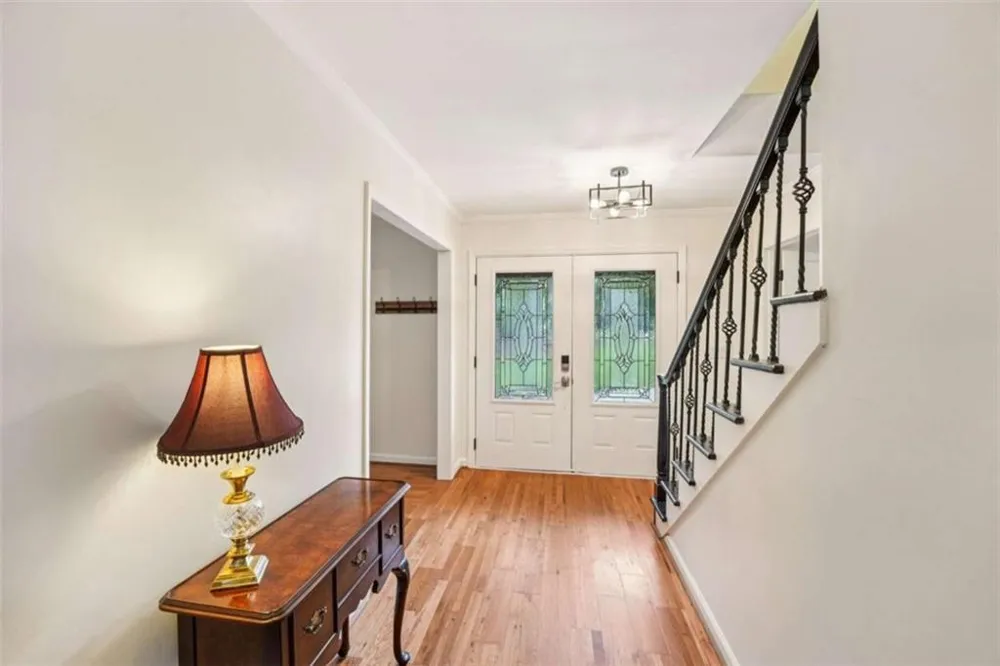 524 Golfview Dr Peachtree City, GA 30269