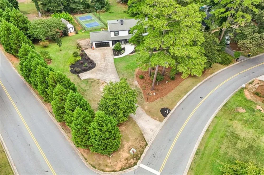 524 Golfview Dr Peachtree City, GA 30269