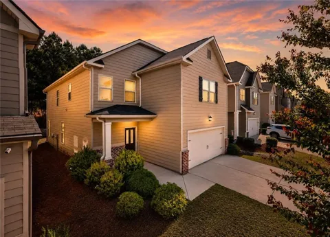281 Emporia Loop