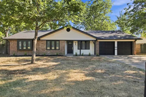 612 Simpson Terrace