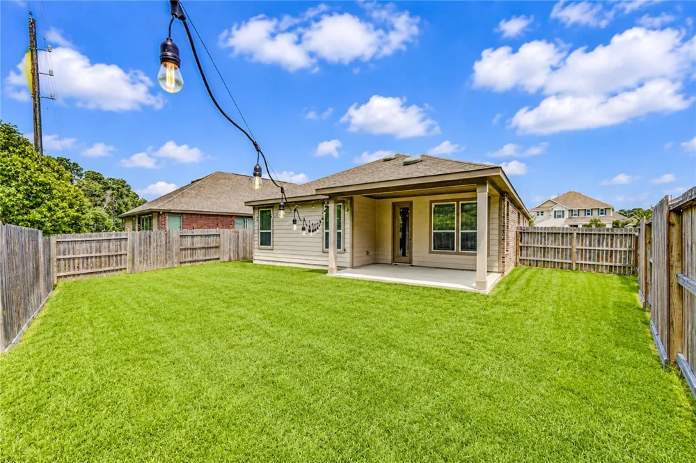 8605 Cimarron Mesa Lane Magnolia, TX 77354