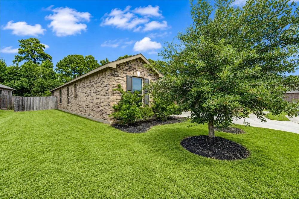 8605 Cimarron Mesa Lane Magnolia, TX 77354