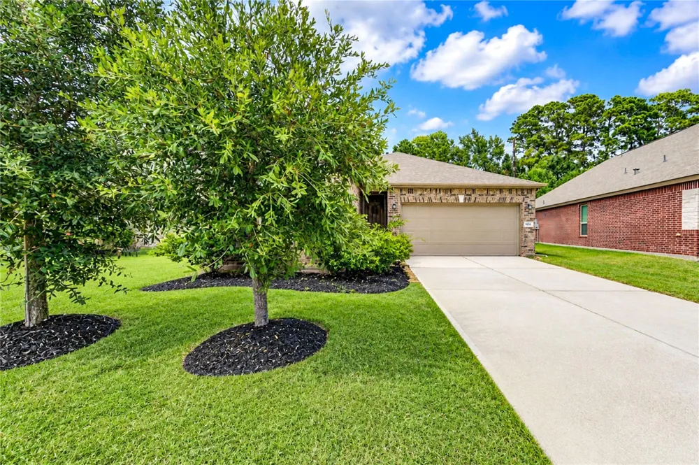 8605 Cimarron Mesa Lane Magnolia, TX 77354