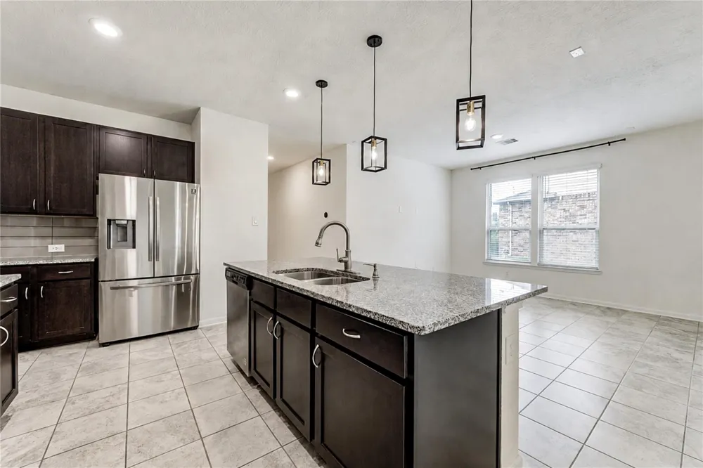 8605 Cimarron Mesa Lane Magnolia, TX 77354