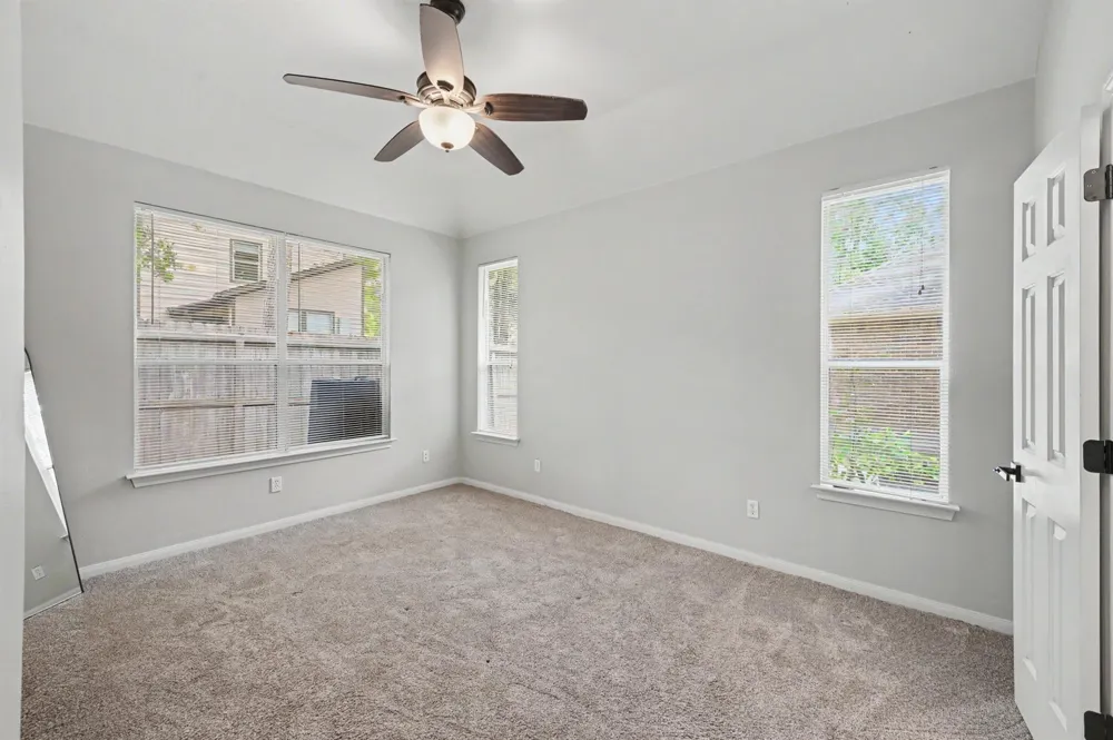 11318 Twain Drive Montgomery, TX 77356