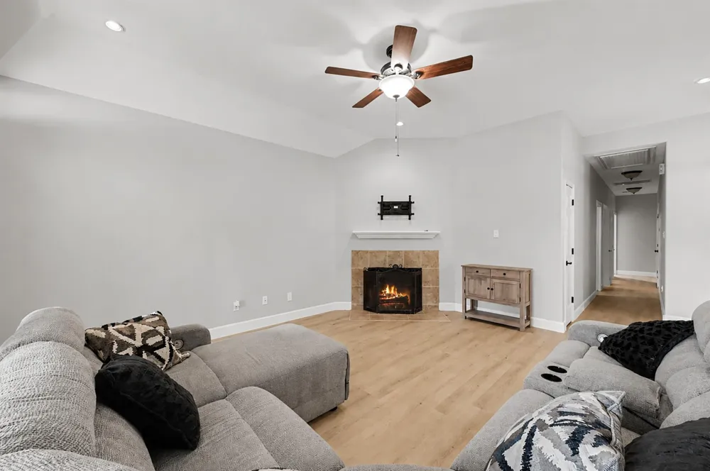 11318 Twain Drive Montgomery, TX 77356