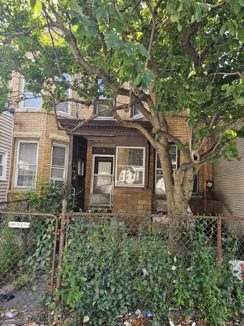 171 McLean Avenue